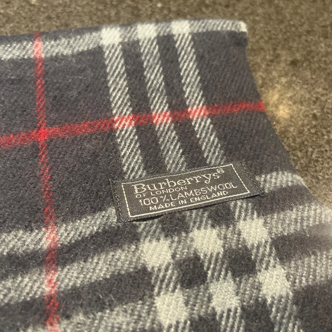 Mörkblå Rutig halsduk från Burberrys i ull - 1