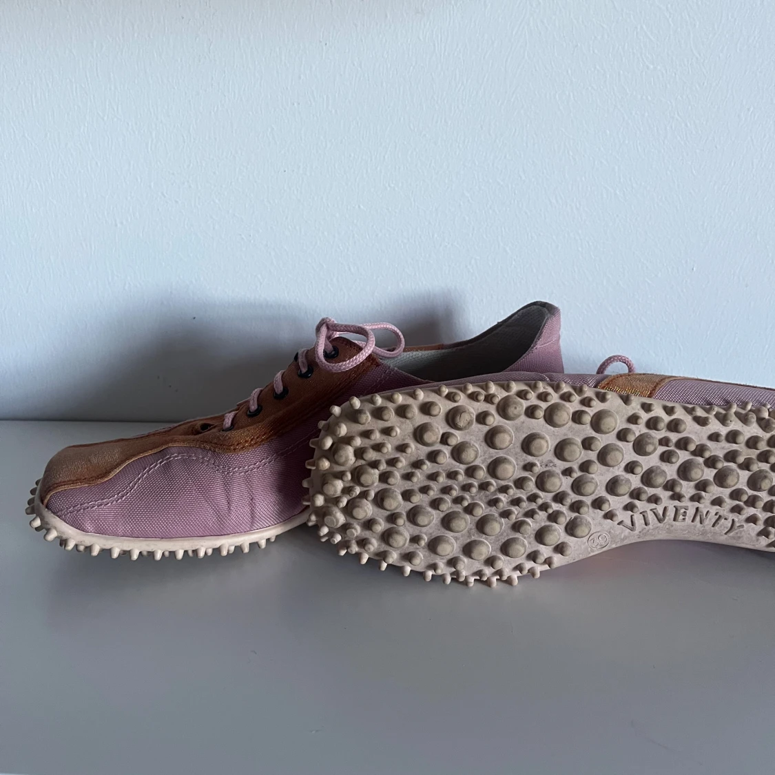 Viventy sneakers i rosa och brunt - 1