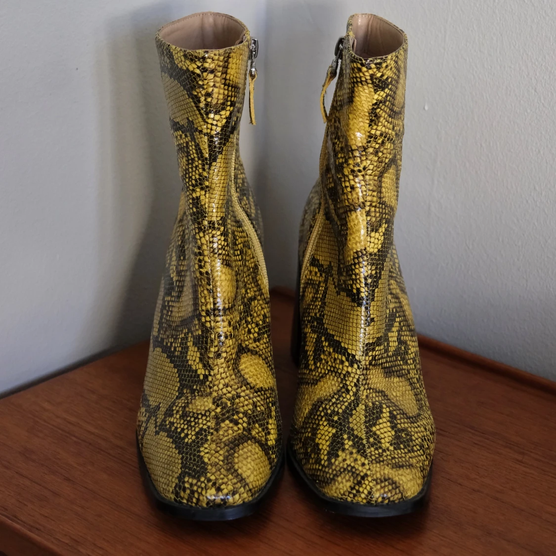 Klackar ormskinn  - 1