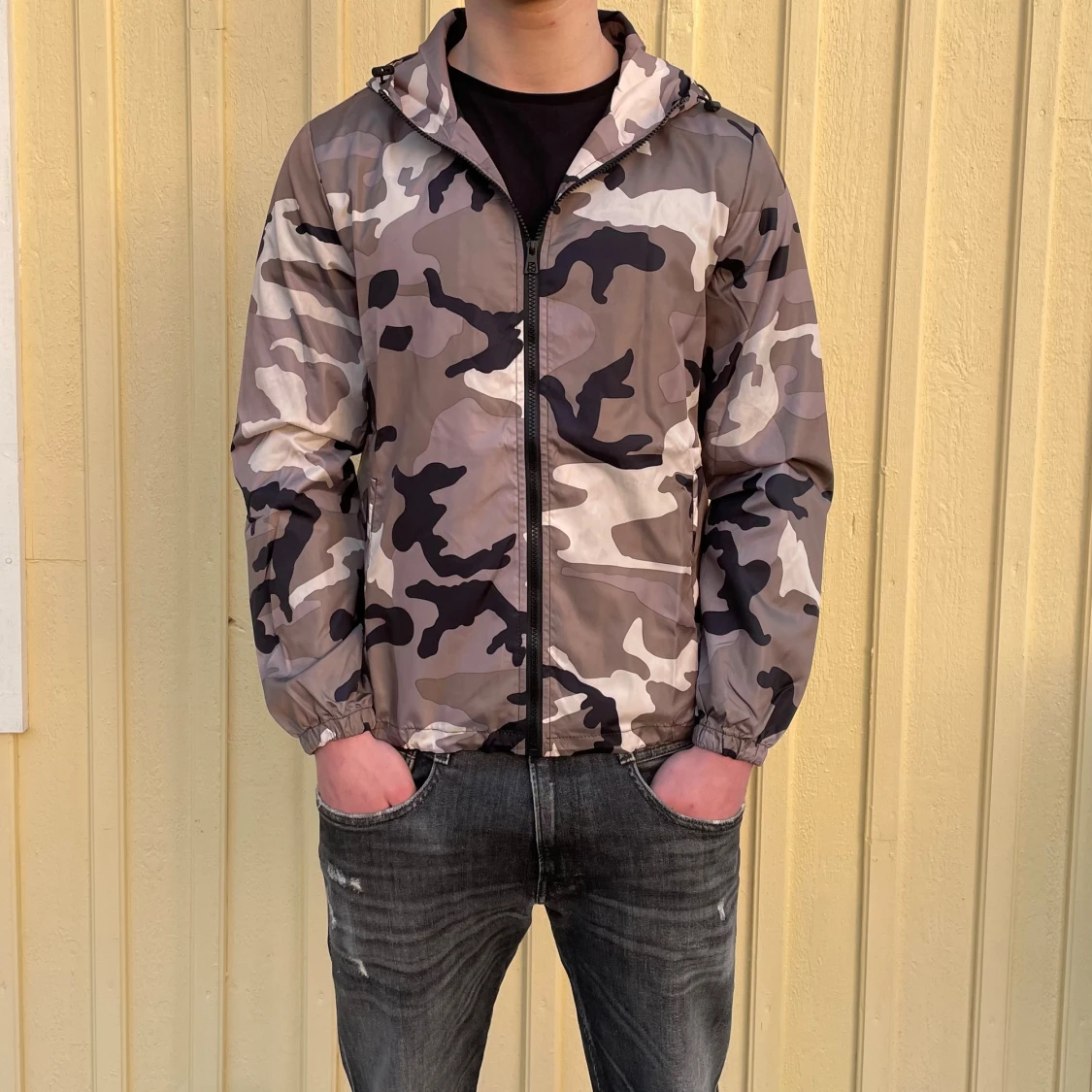 Camouflage vindjacka från Lindfors