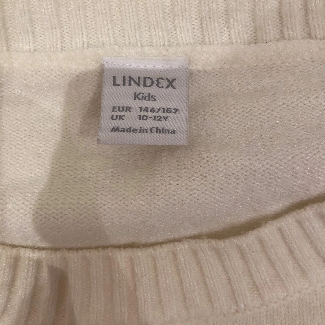 Vit(beige) tröja  - 2