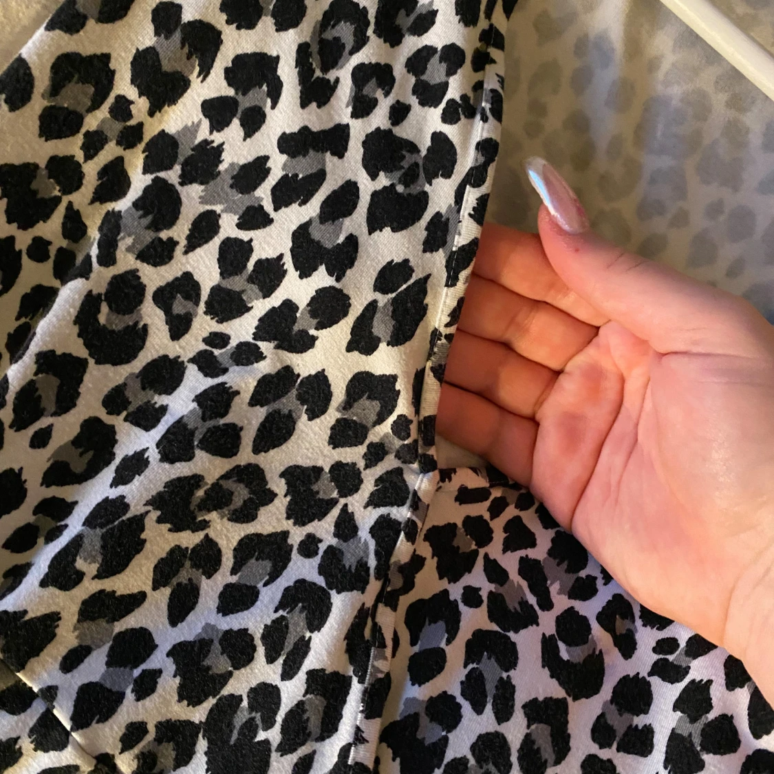 Leopardmönstrad omlottklänning H&M - 4