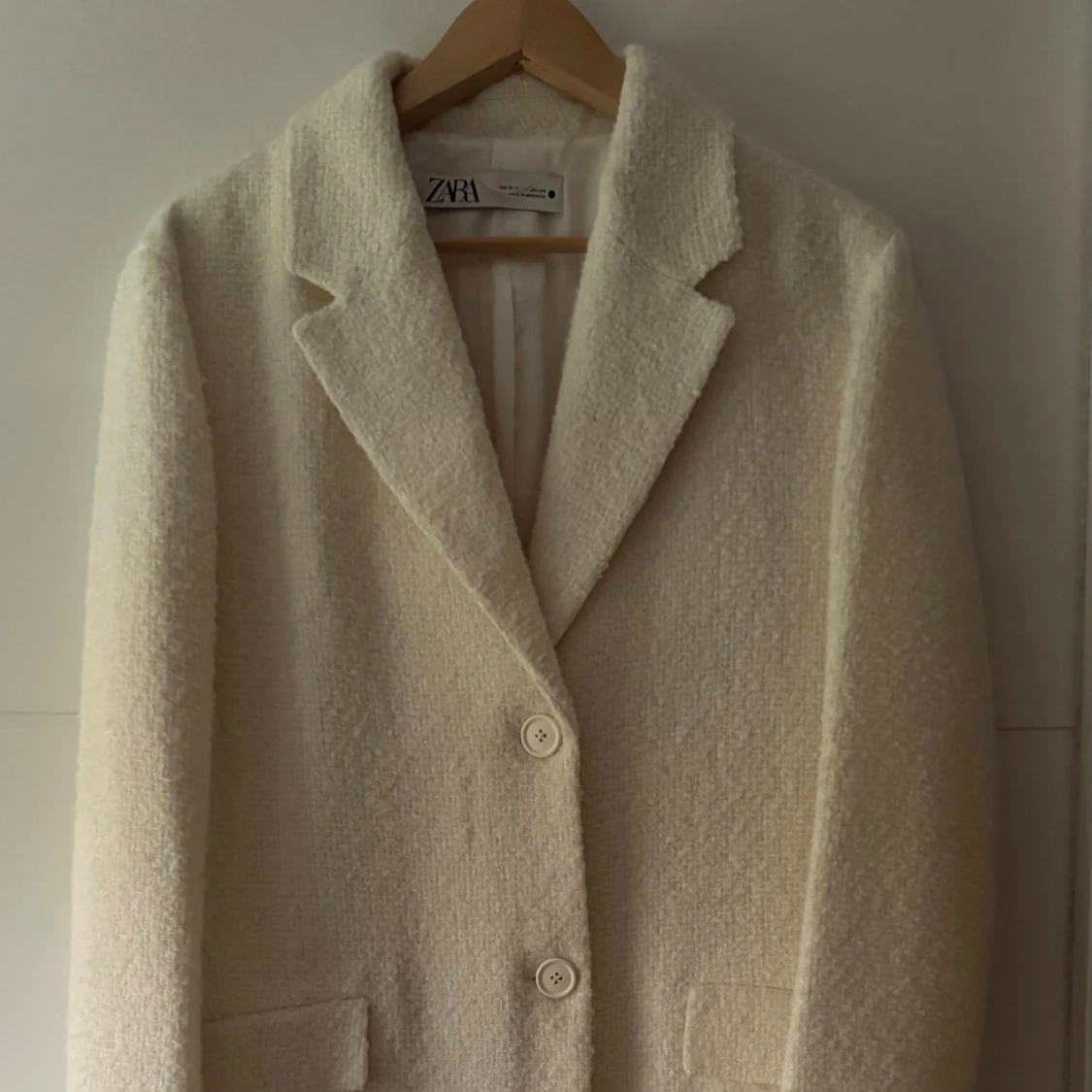Ny, vit ullkappa från Zara i ullmix