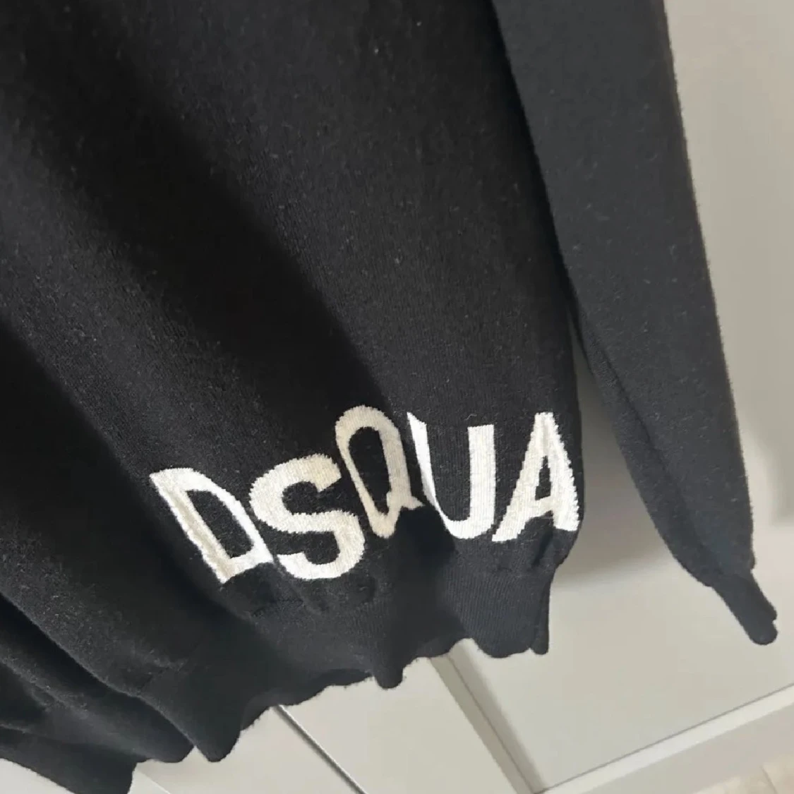 Svart stickad tröja DSQUARED2 - 1