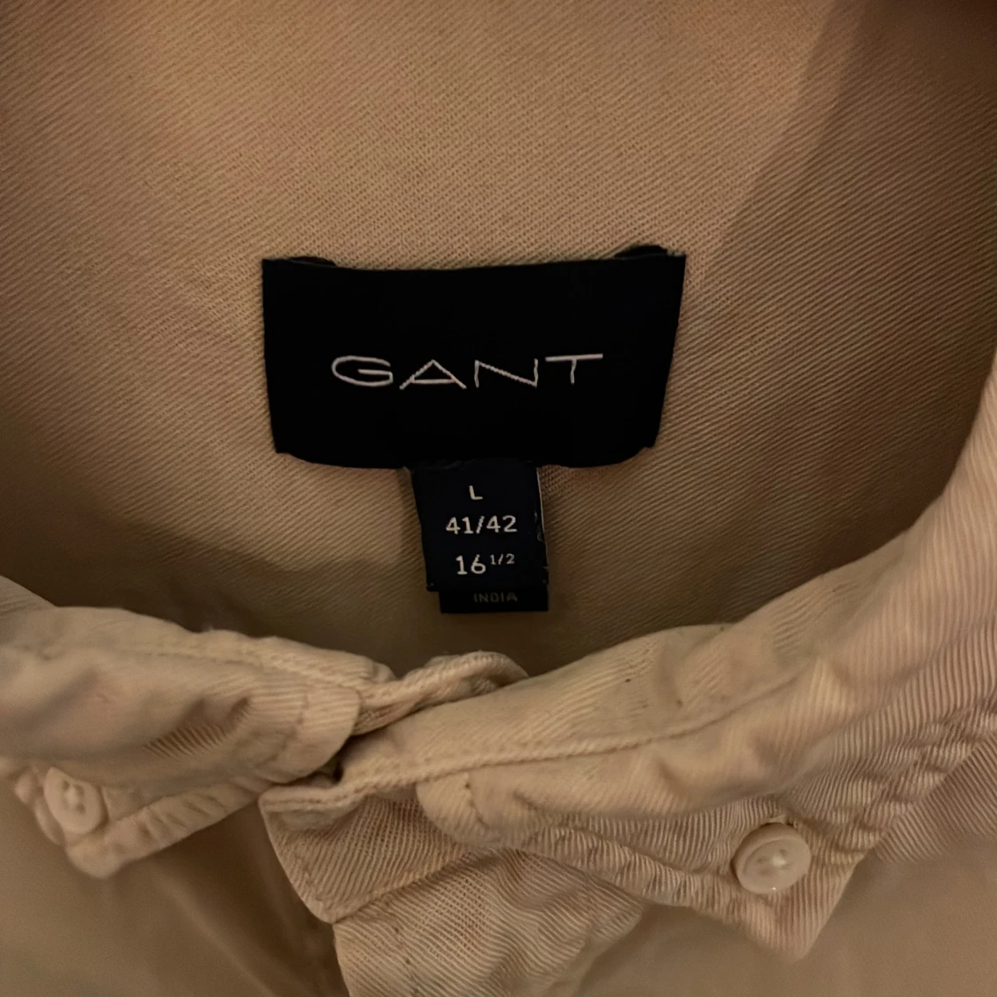 Beige skjorta från GANT Pure Prep - 1