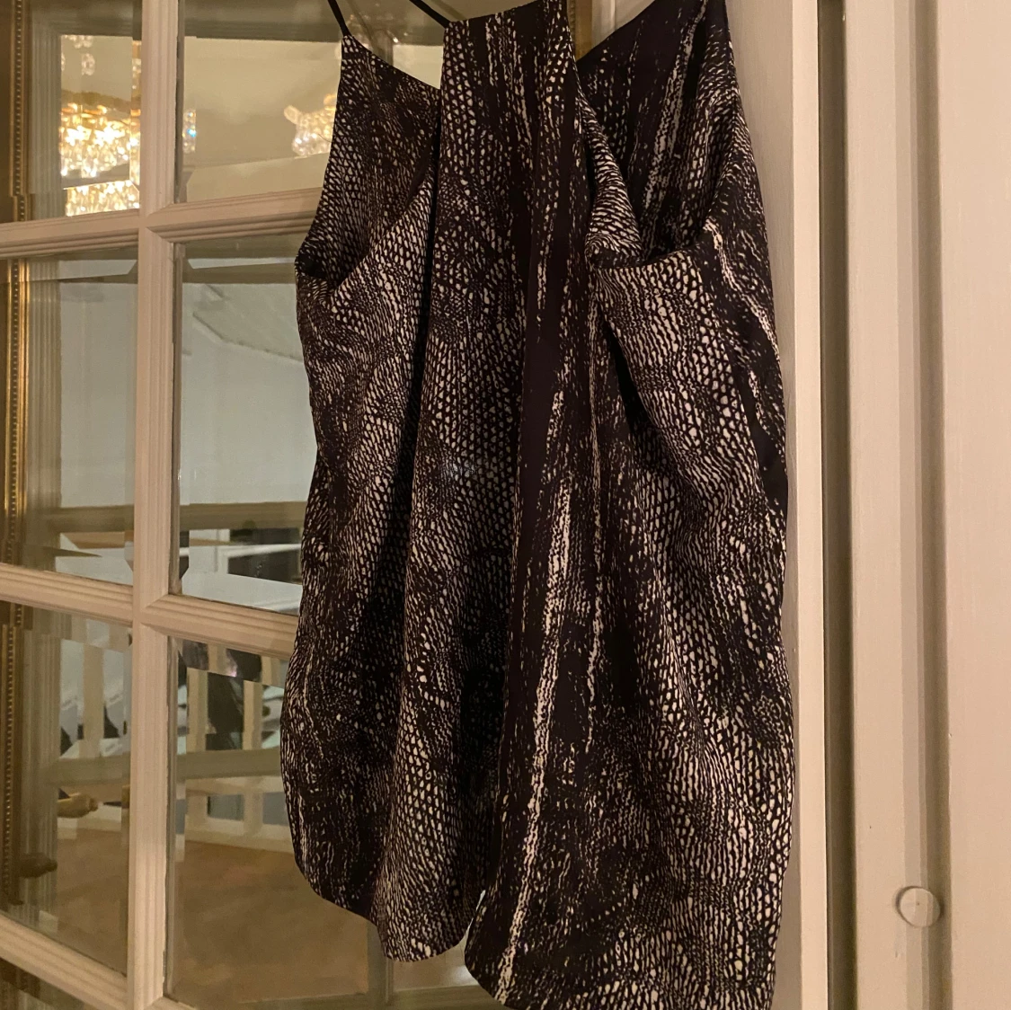 Svart mönstrad topp - 1