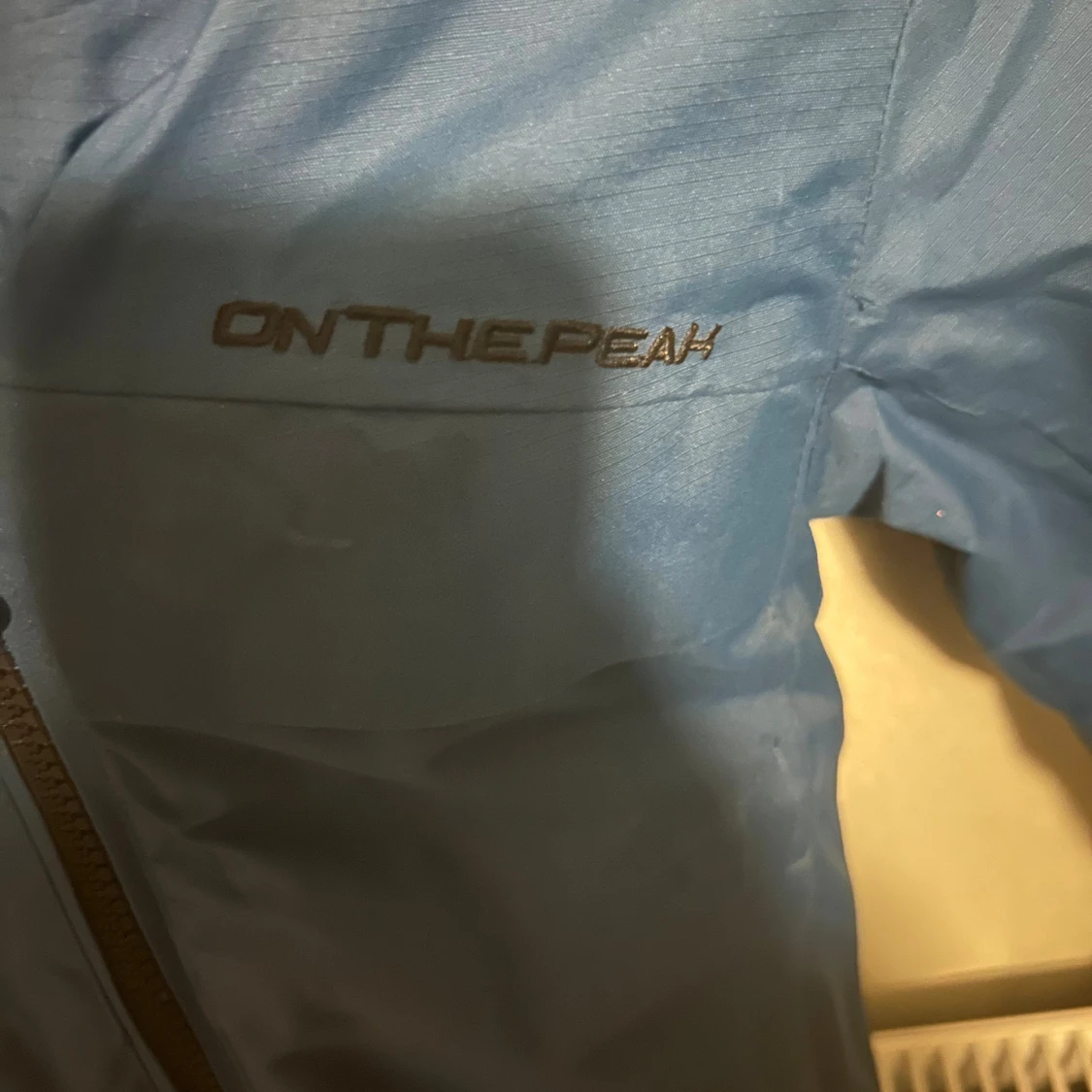 Blå vindjacka från On The Peak - 1