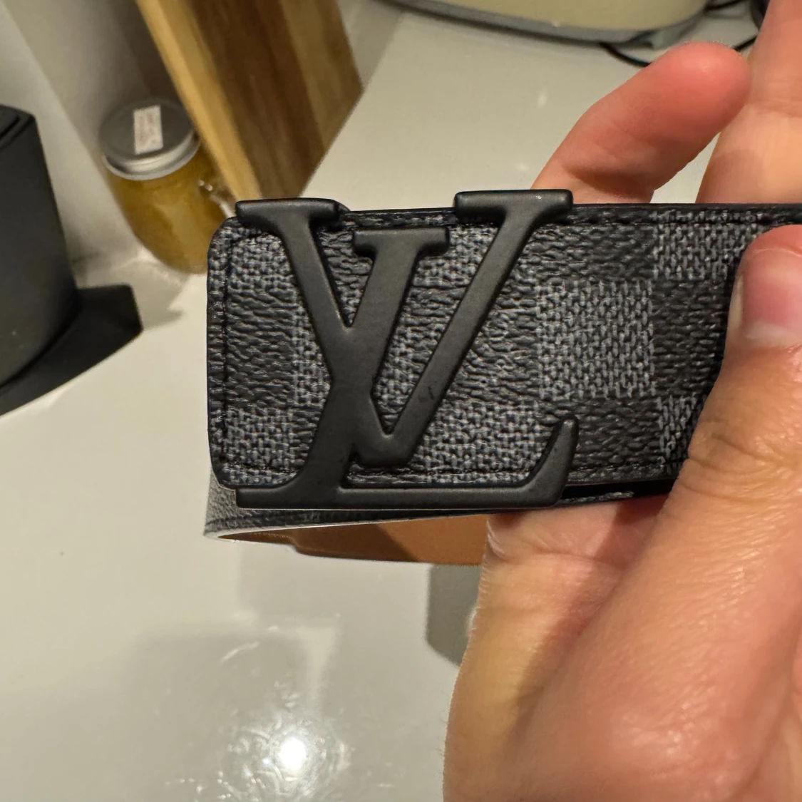 L-V svart rutigt skärp - 1