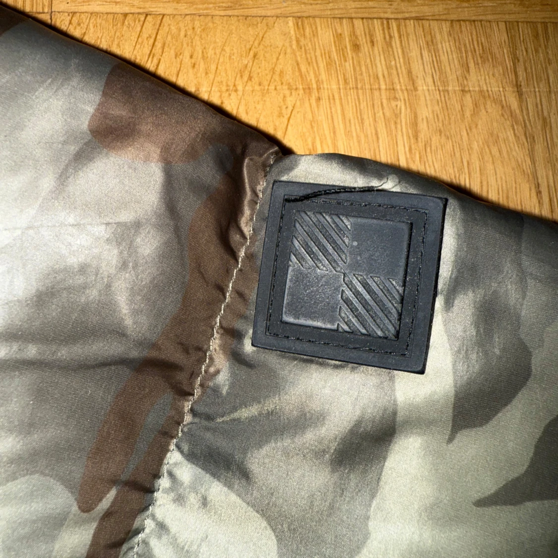 Camouflage pufferjacka från Woolrich - 2