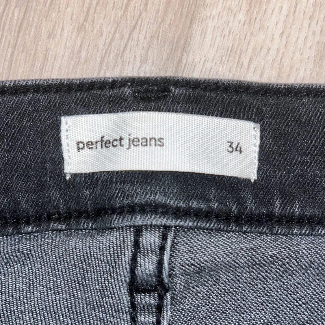 Svarta bootcut jeans från Perfect Jeans - 2