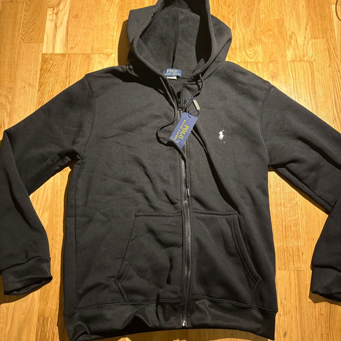 Svart hoodie från Polo Ralph Lauren