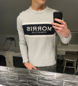 Stickad Morris tröja - Extremt fet stickad tröja från Morris!🙌🏻 || Skick: 9/10, inget att anmärka || Storlek: M, sitter något mindre så typ S-M || Pris: 499kr