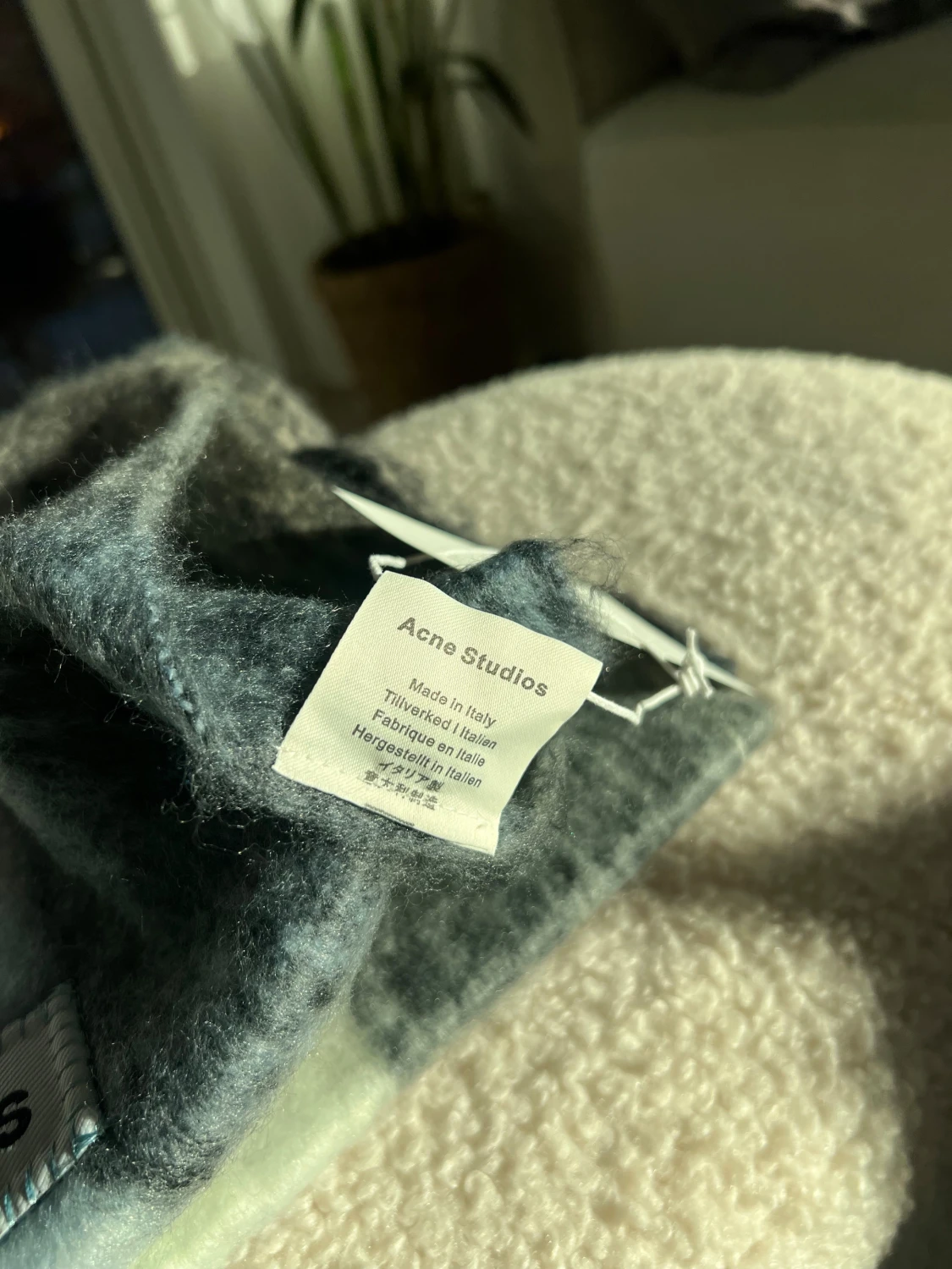 Rutig halsduk Acne Studios i ull - 1