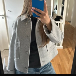 Grå kappa - Bra skick 
