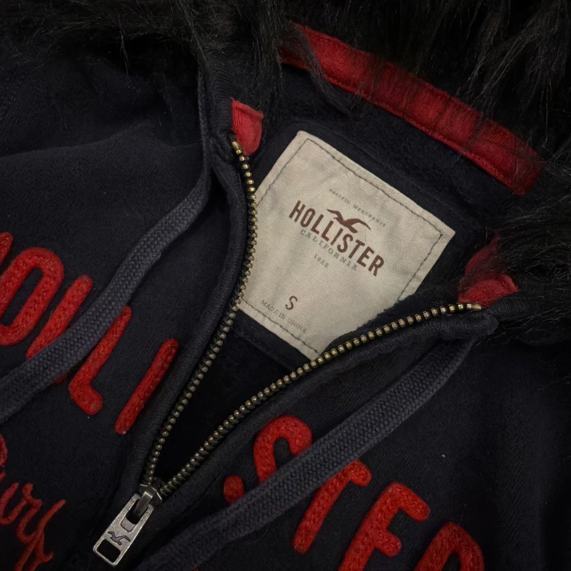 Hollister fur hoodie - 2