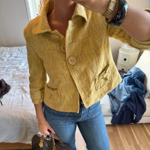 Gul kappa  - Så snygg❣️❣️