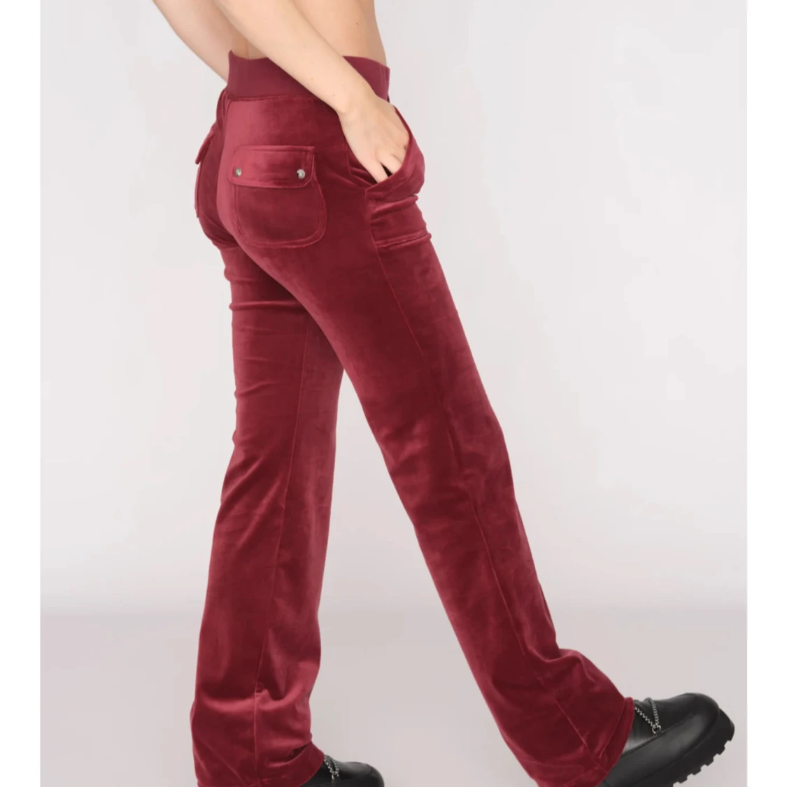Vinröda velourbyxor med snörning - 2