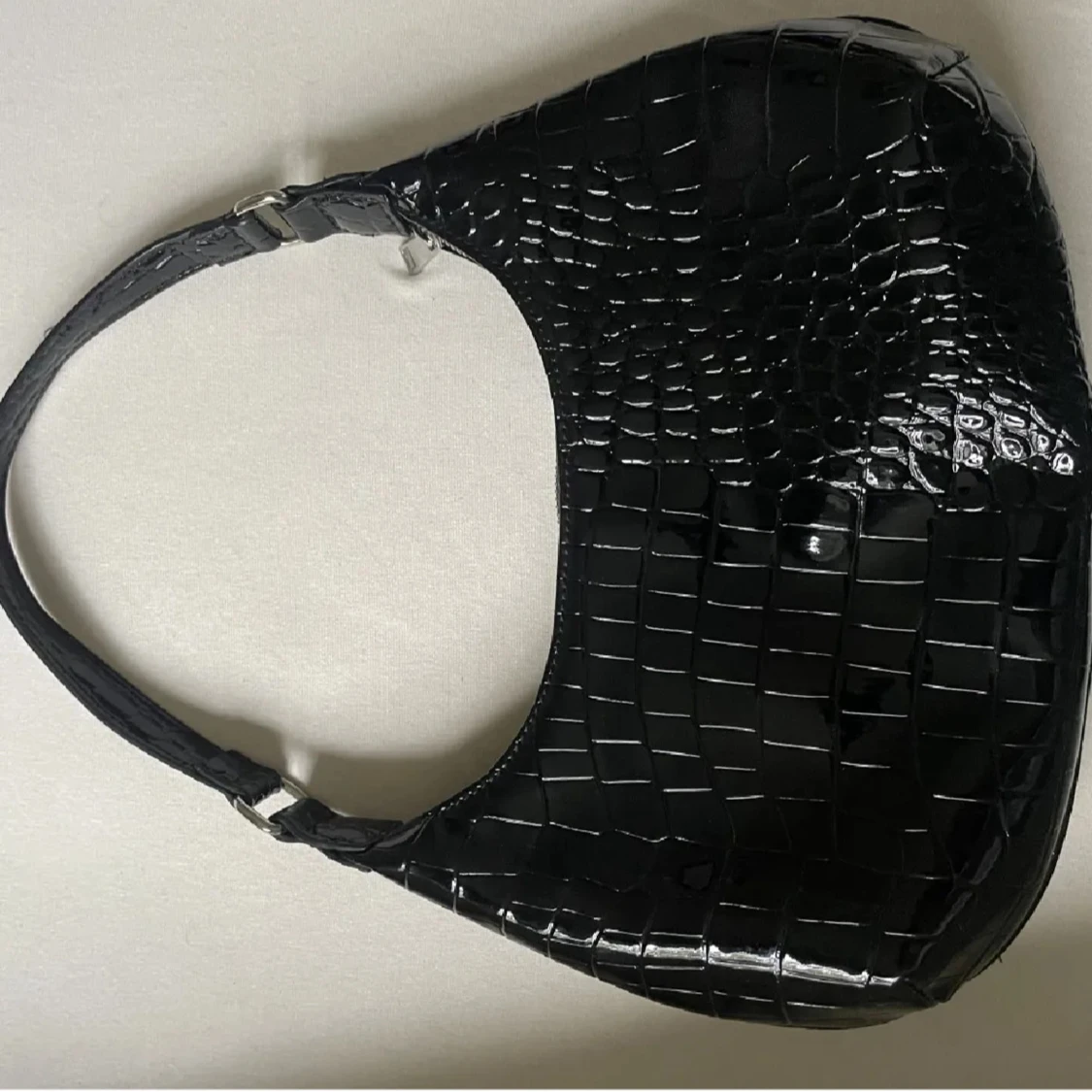 Svart handväska  - 1