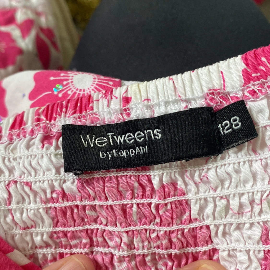 Rosa blommig kortklänning med spets - 4