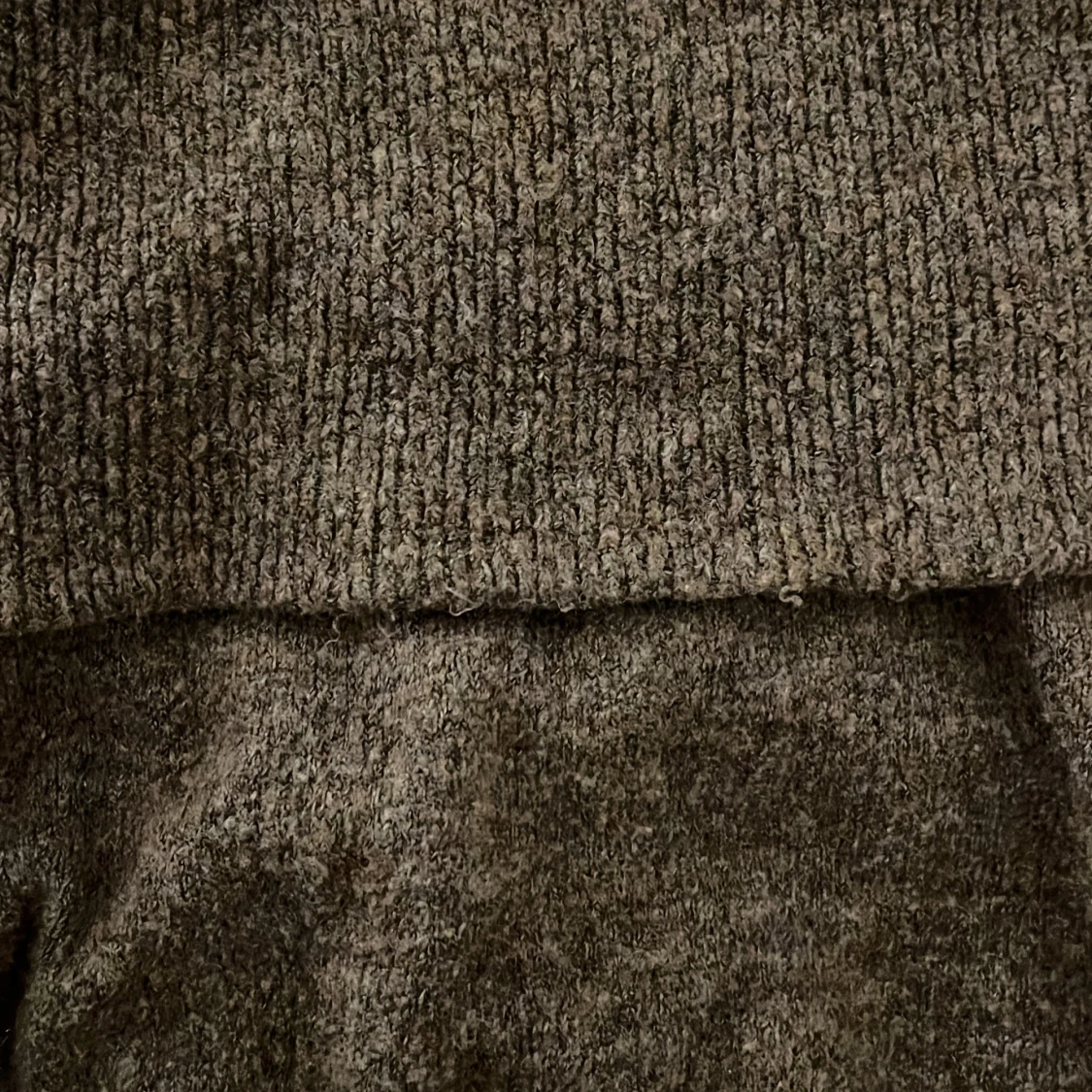 Brun/grå offshoulder stickad tröja - 3