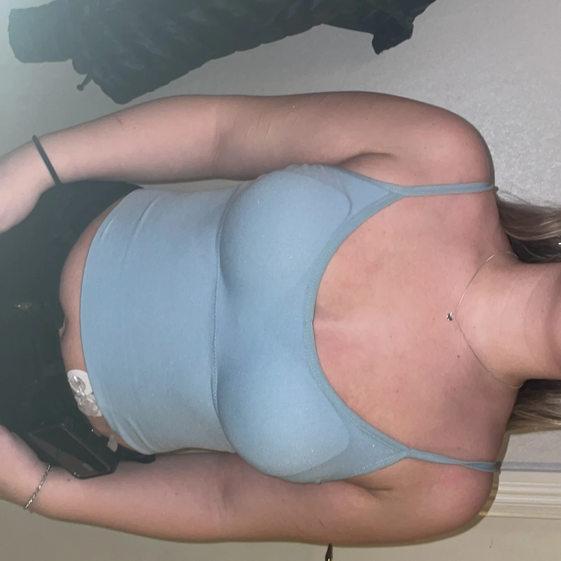 Två tränings-toppar med smala band - 3