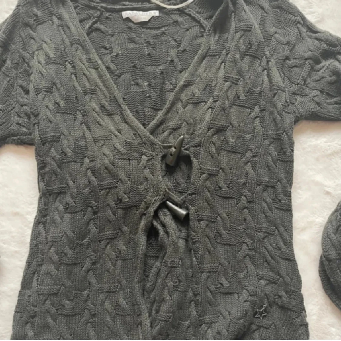 Mörkgrå omlottopp från Rabalder - 2