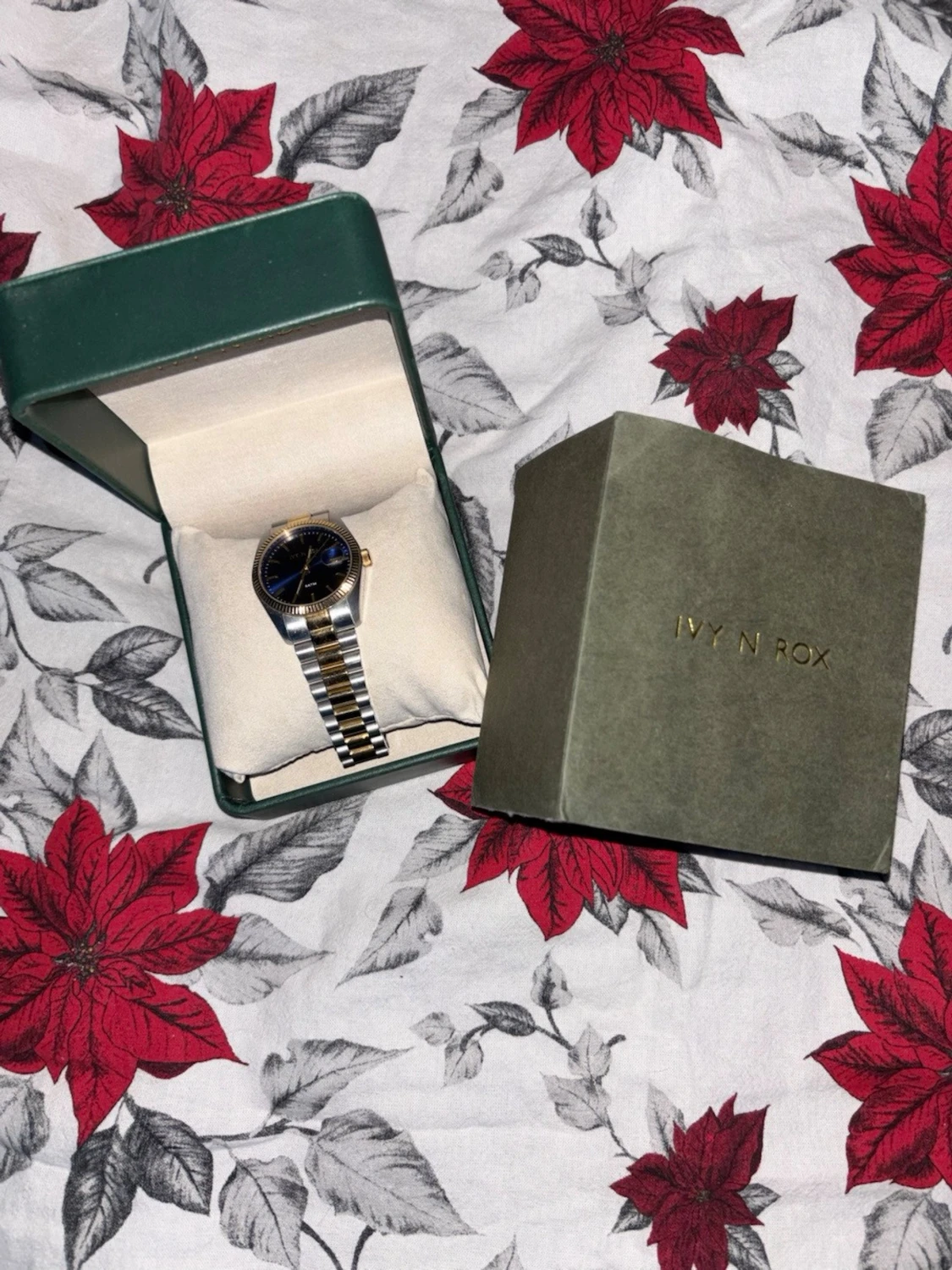 Ivy N Rox klocka  - 1