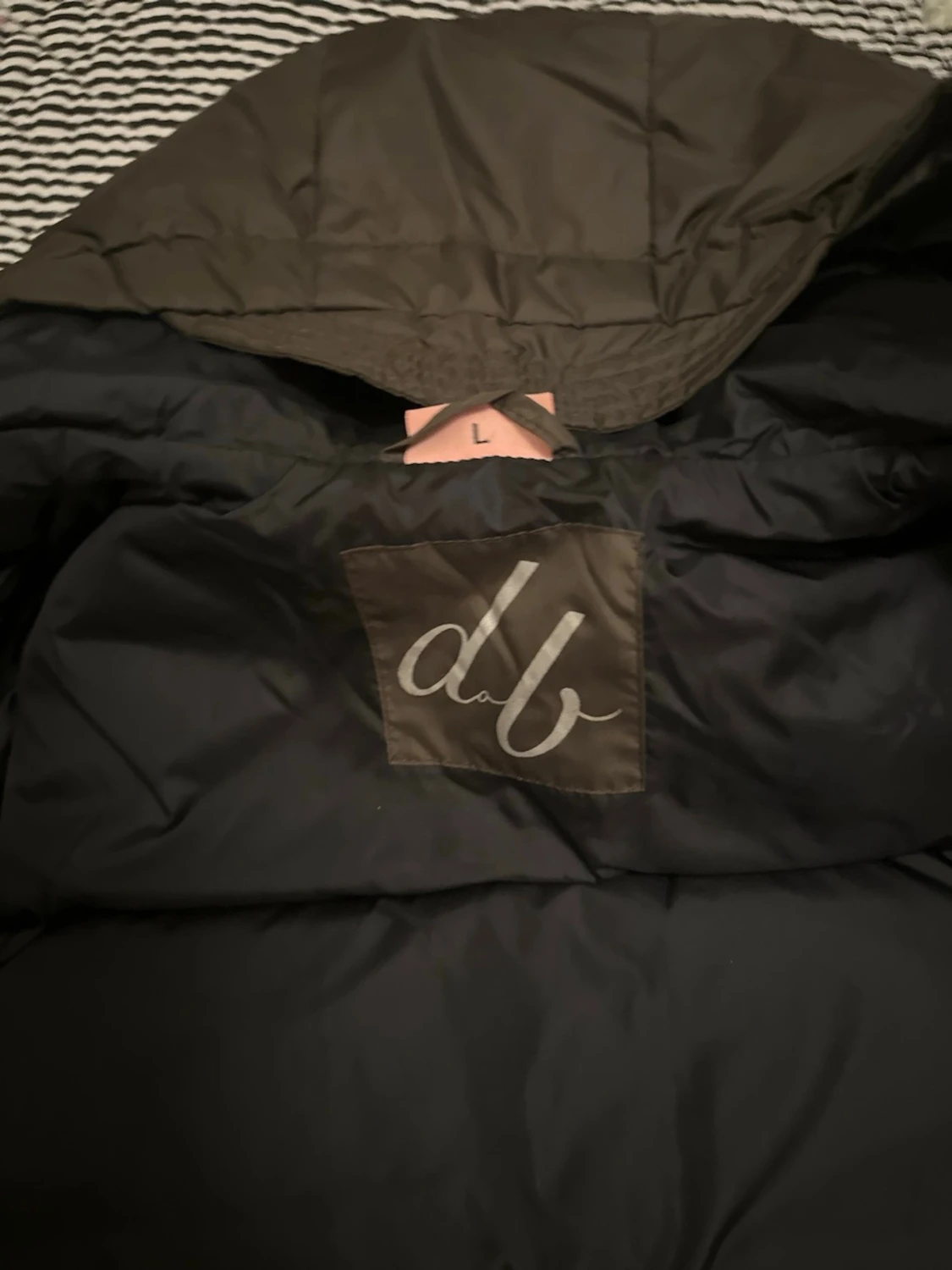 Mörkbrun dunväst med huva från db - 3