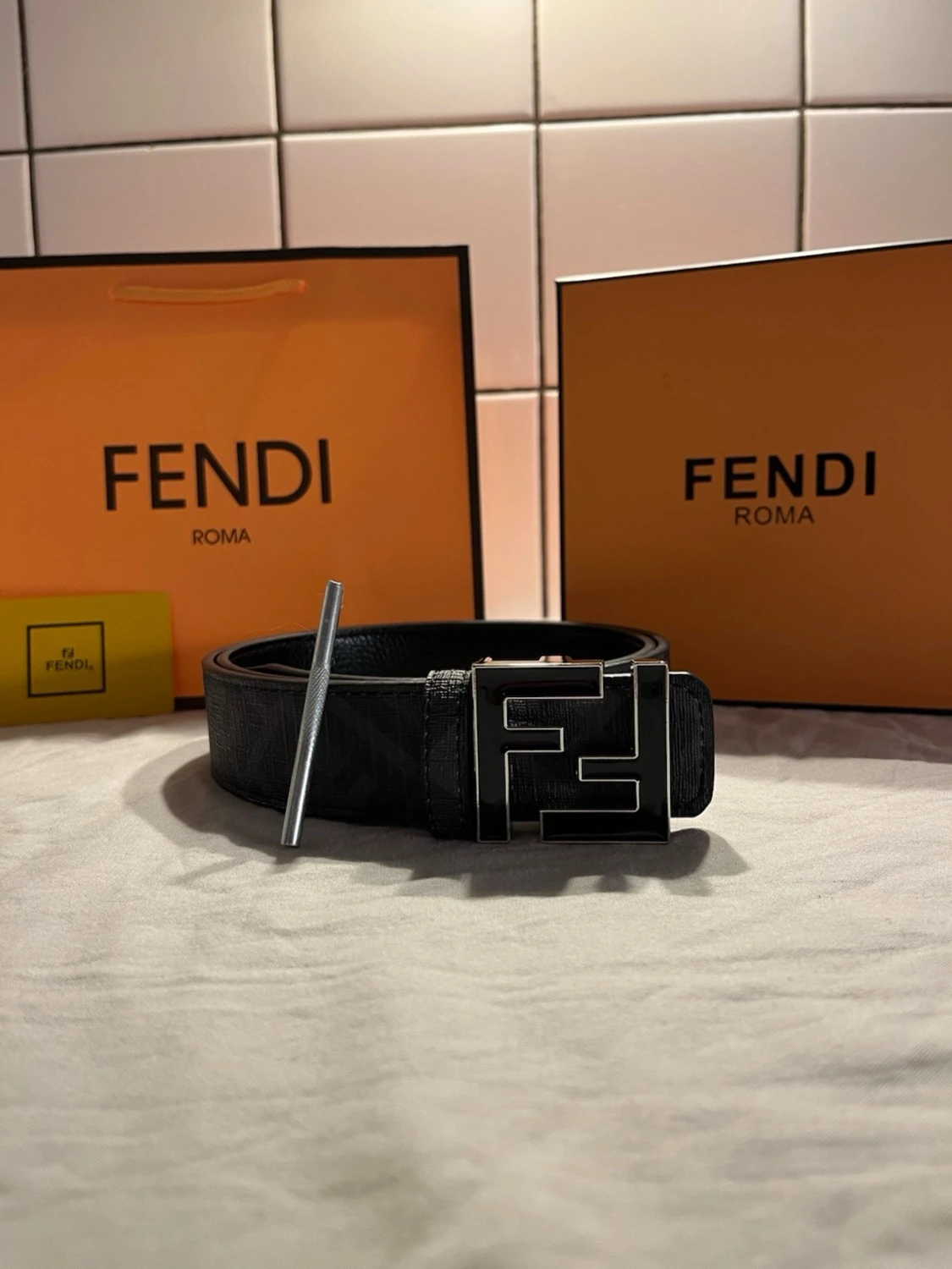 Fendi bälte svart