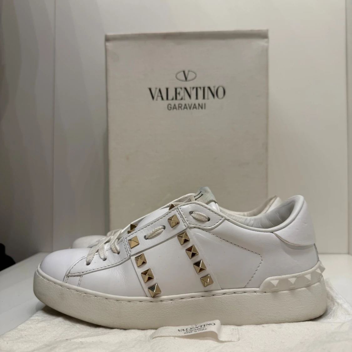 Valentino Rockstud