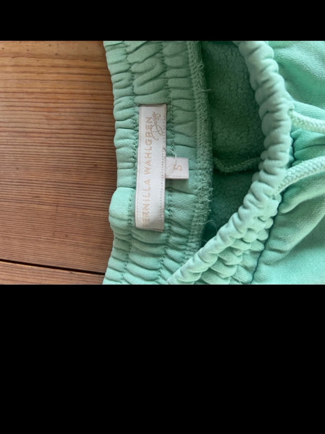 Fina gröna Pernilla Wahlgrens shorts - 2