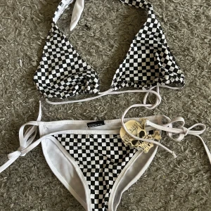 Bikini fr Rock Daddy. Helt ny. Storlek M/L - Helt ny bikini fr Rock Daddy. Storlek M/L.
