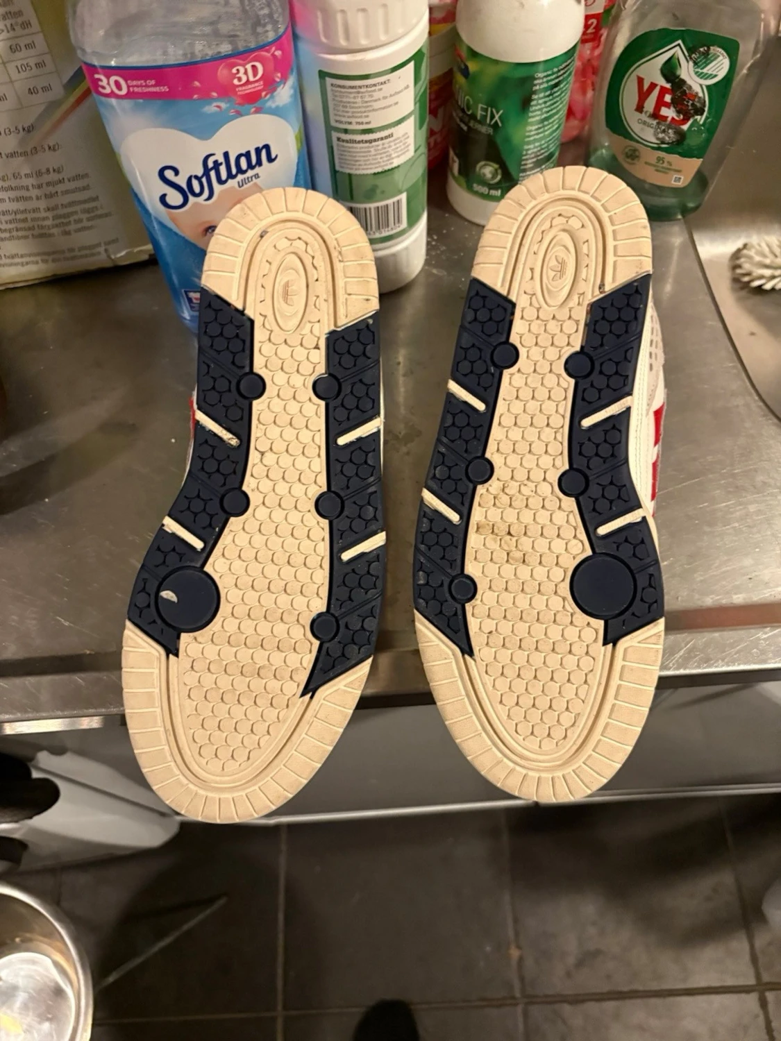 Adidas Continental 80 sneakers vit/röd - 2