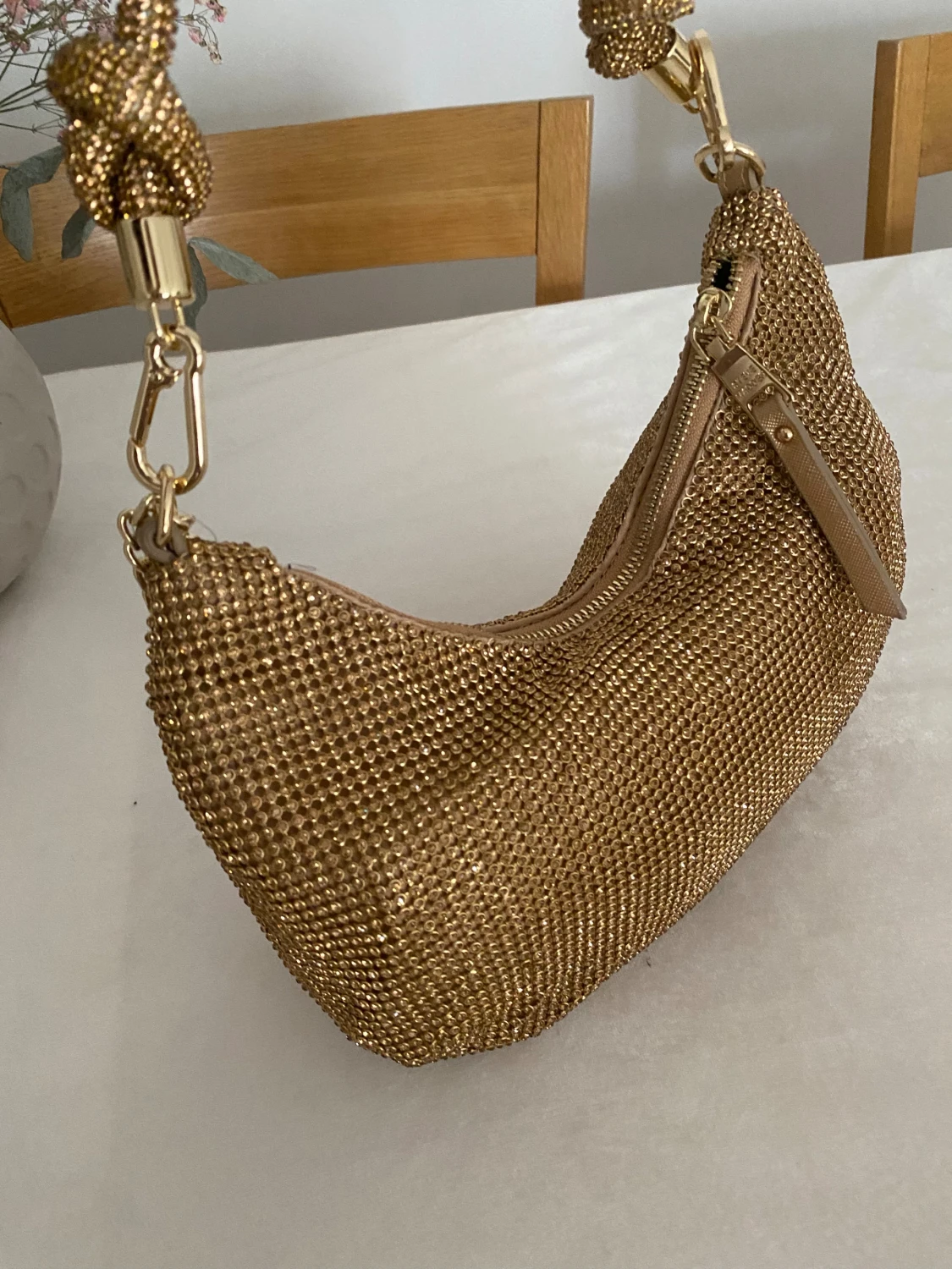 Guldig axelväska från Steve Madden - 1