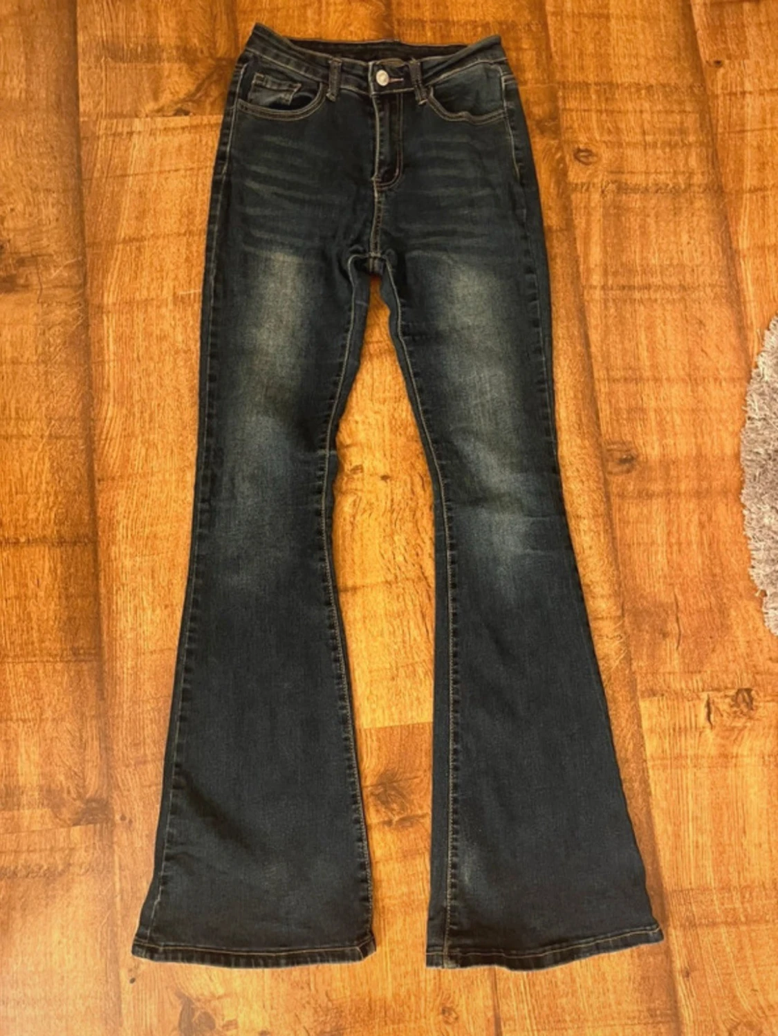 Mörkblå bootcut jeans med låg midja - 3