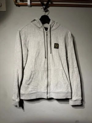Belstaff hoodie - Belstaff hoodie i storlek xs. Bra skick. 