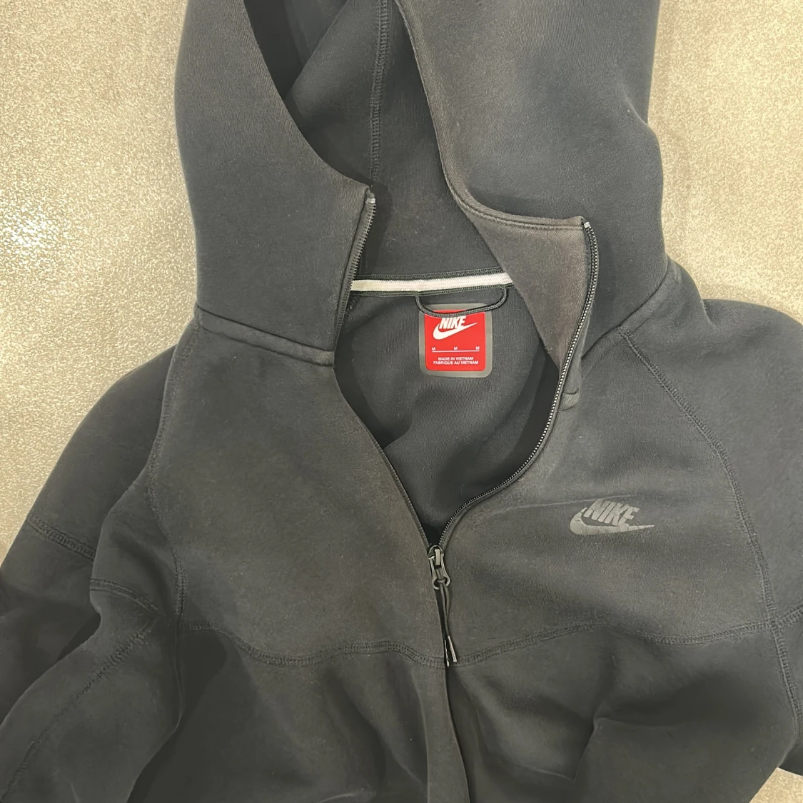 Svart Nike hoodie med dragkedja - 2