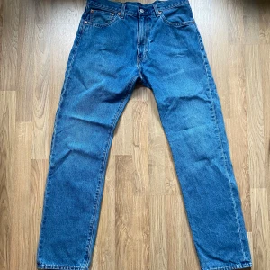 Levi's 551z Straight Jeans  - Levis 551z Straight Jeans i storleken W32/L34 i bra skick.