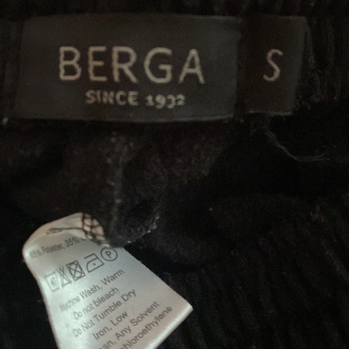 Svarta mjukisbyxor från Berga  - 2