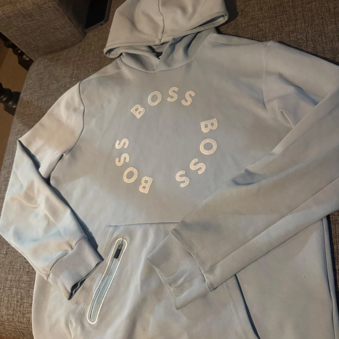 Ljusblå Hugo boss hoodie (Soody2)
