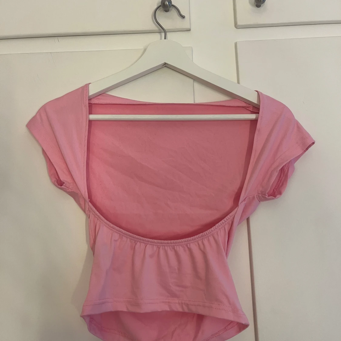 Rosa topp med öppen rygg - 1