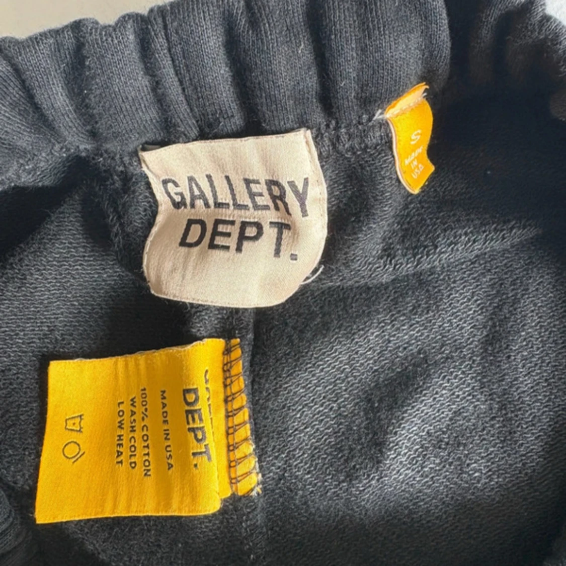 Svarta mjukisbyxor Gallery Dept. - 2