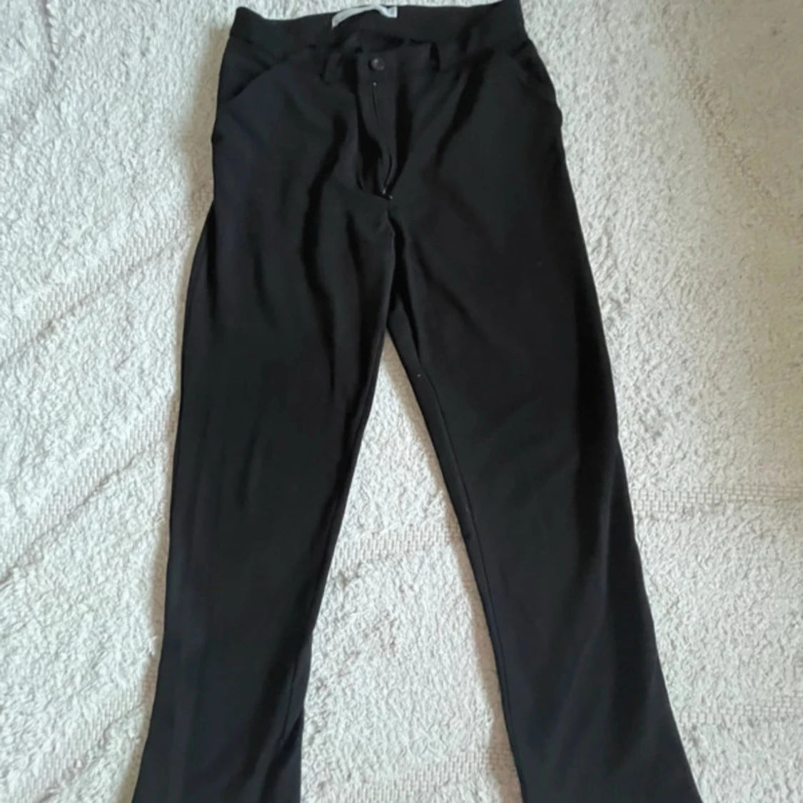 Svarta kostymbyxor från 157, stl S