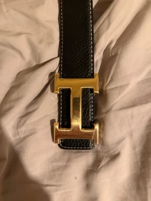 Herme’s bälte  - Stilrent herme’s bälte i svart nyskick