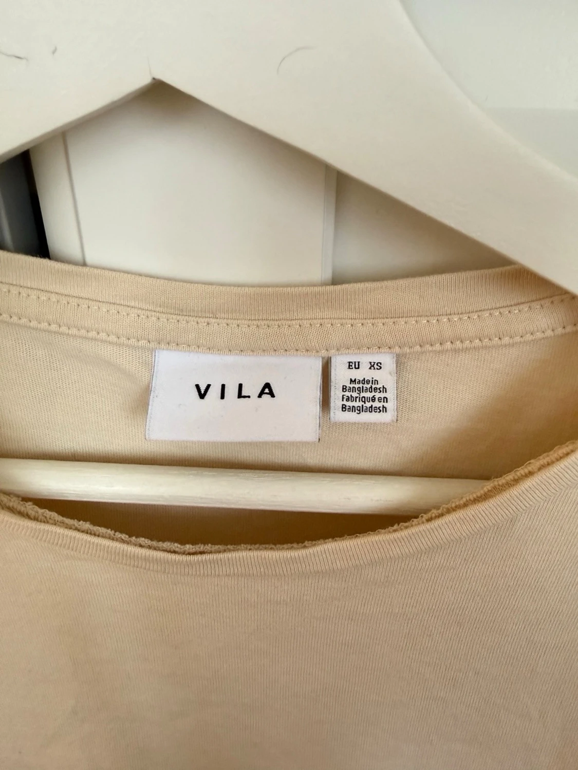 Beige topp med knyt - 2