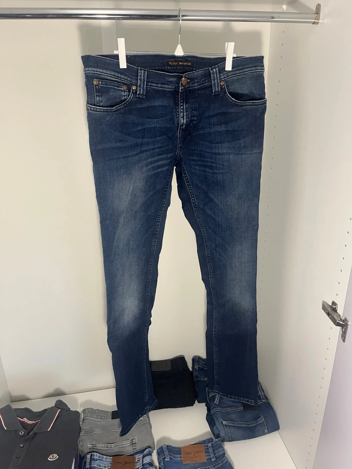 Mörkblå jeans från Nudie Jeans  - 2