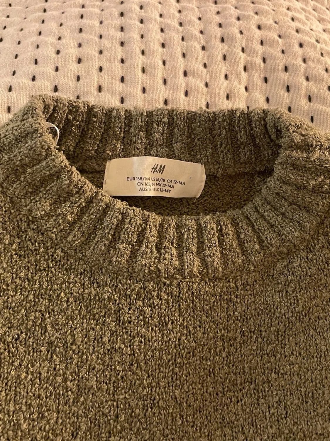 Olivgrön stickad tröja från H&M - 3