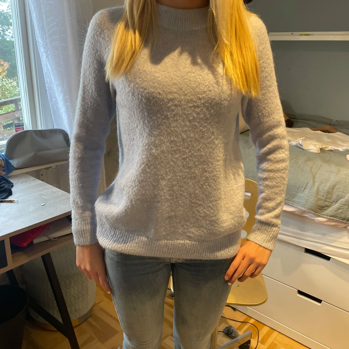 Ljusgrå stickad tröja från H&M XS - 3