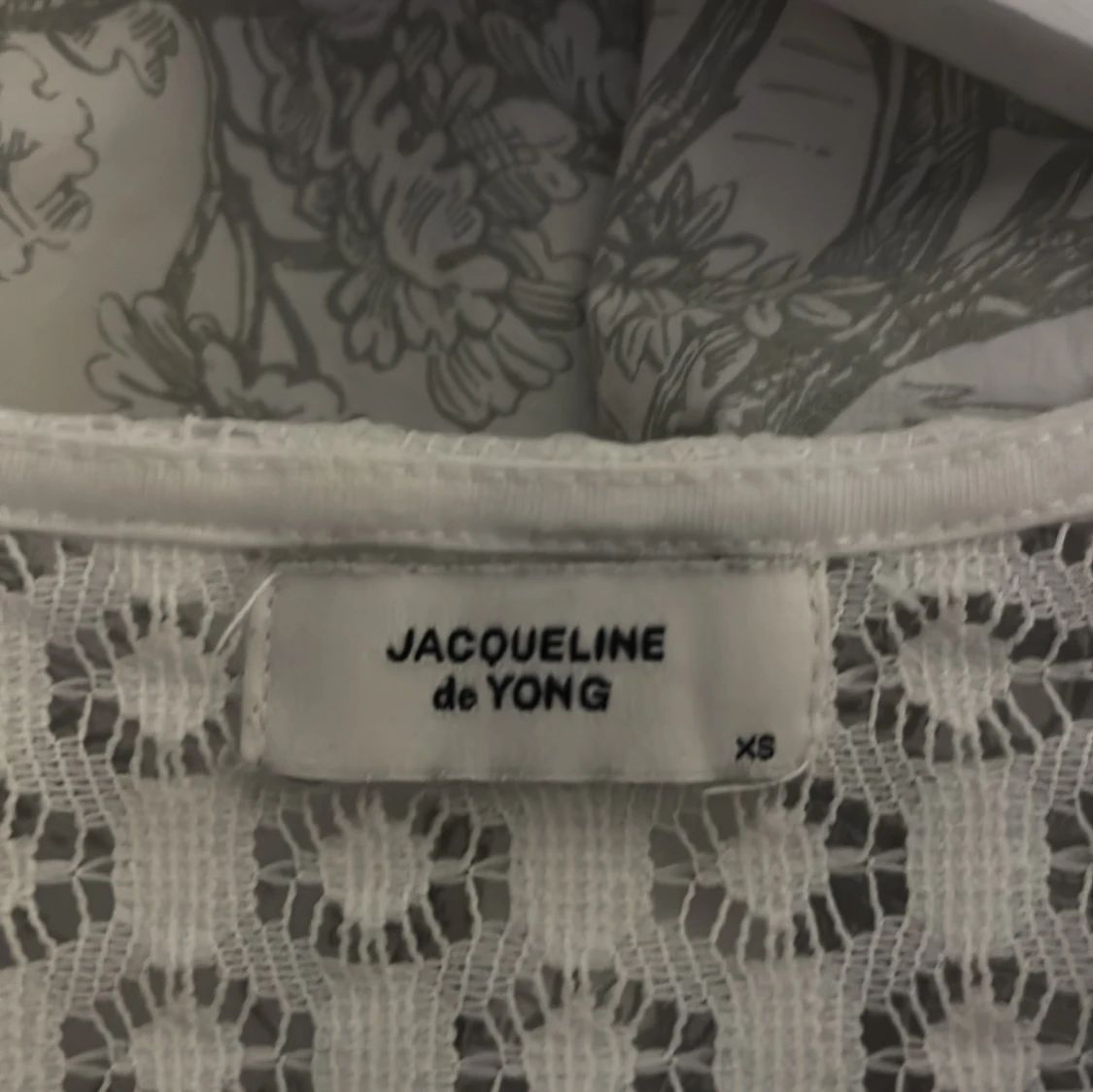 Vit spetsblus från Jacqueline de Yong - 1