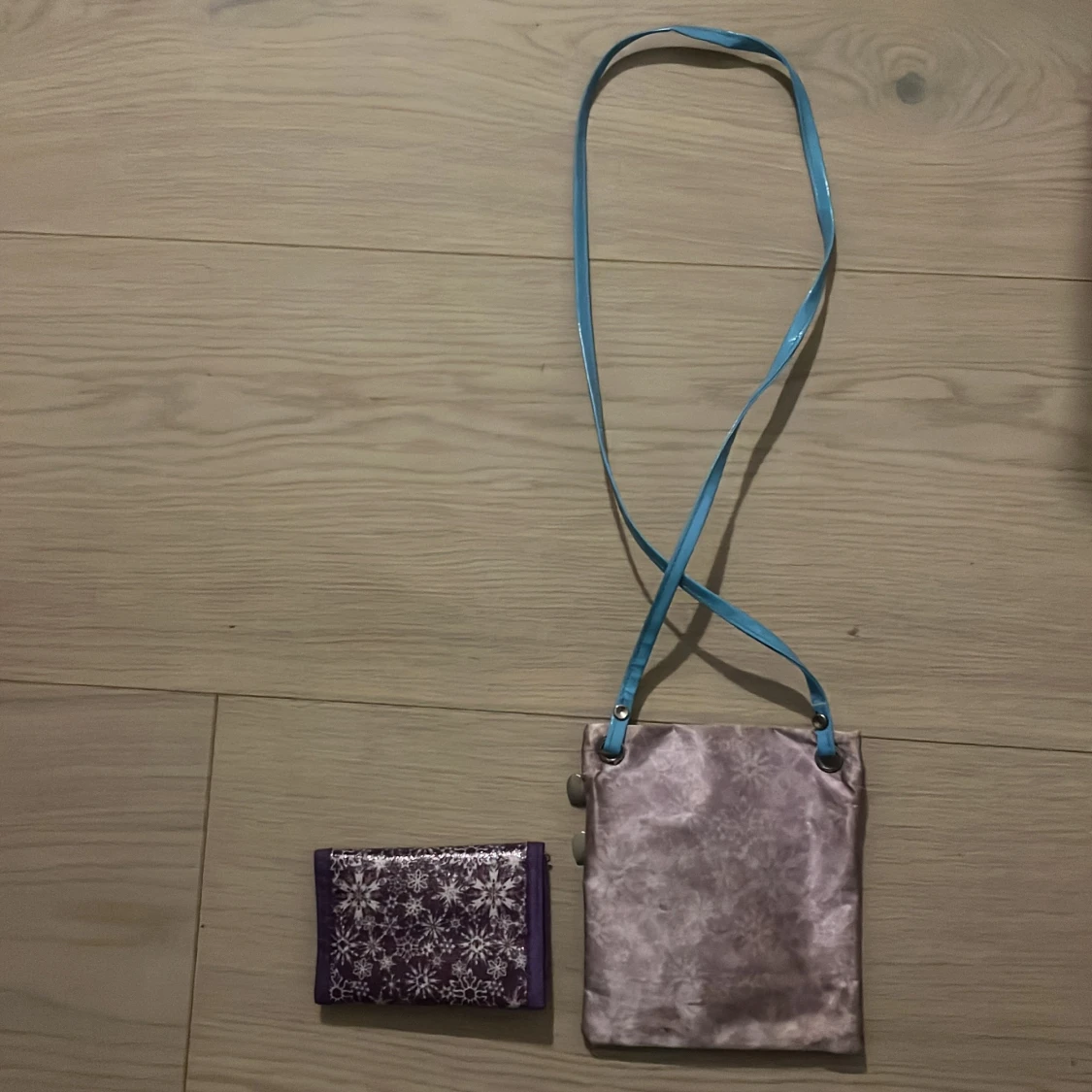 Frozen barnaxelväska och plånbok - 1